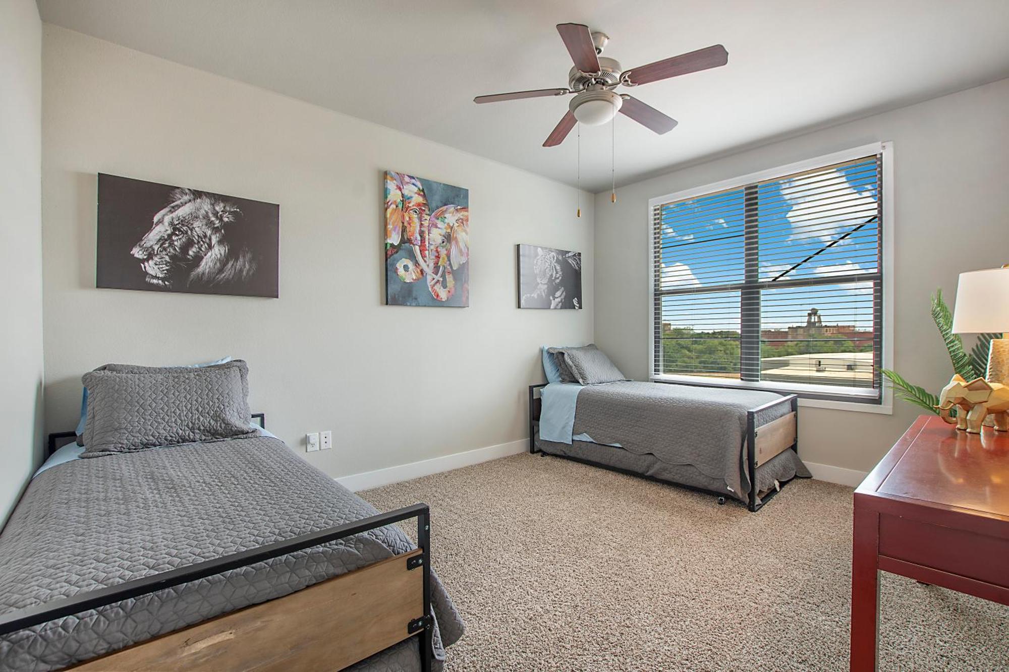 Cowboy Live, Laugh, & Loft Fort Worth 2 Bedroom Loft Downtown Buitenkant foto