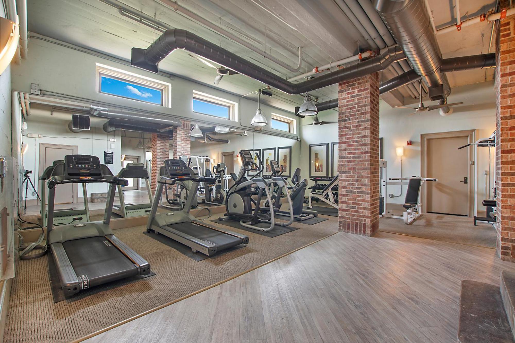 Cowboy Live, Laugh, & Loft Fort Worth 2 Bedroom Loft Downtown Buitenkant foto