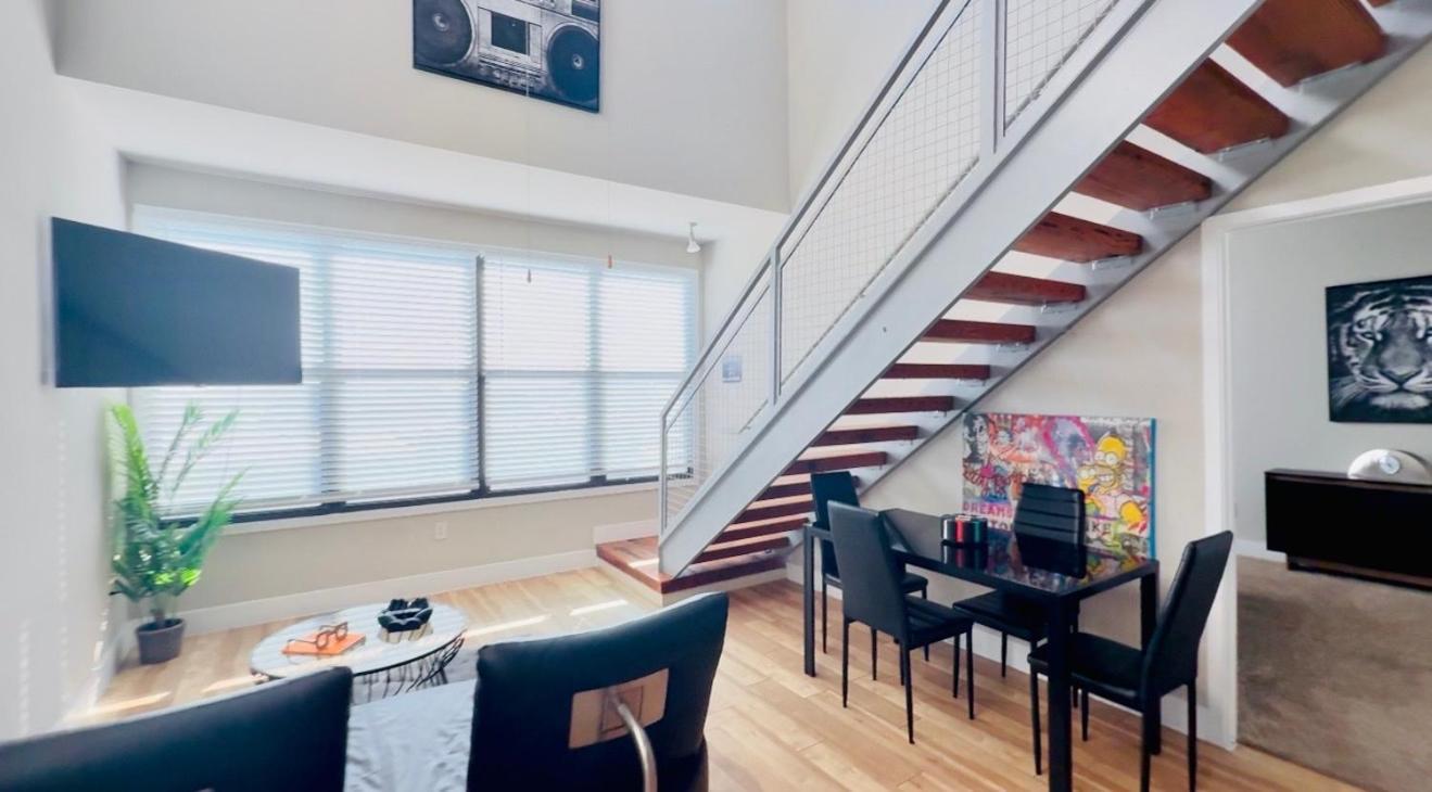 Cowboy Live, Laugh, & Loft Fort Worth 2 Bedroom Loft Downtown Buitenkant foto